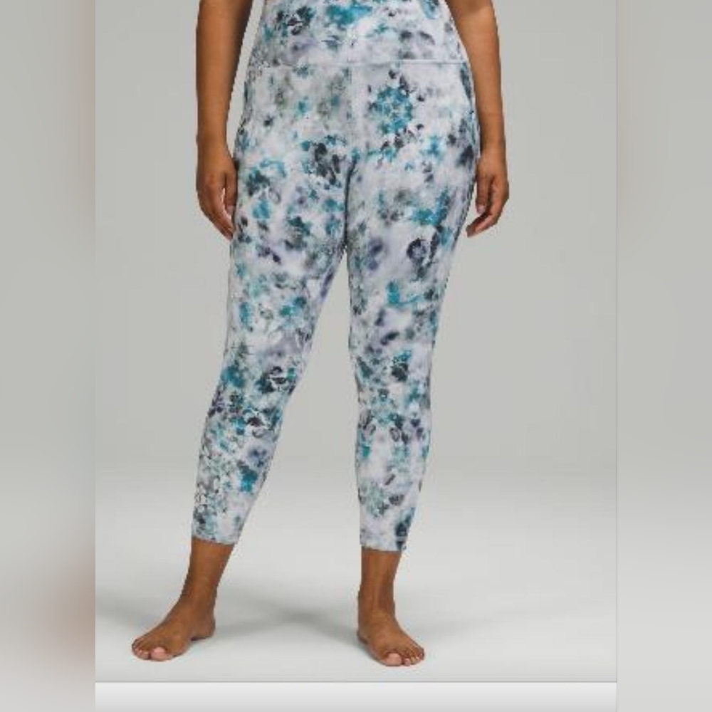 Lululemon Align High-Rise Pant 25", white grey blue pattern, size 4.Used, good